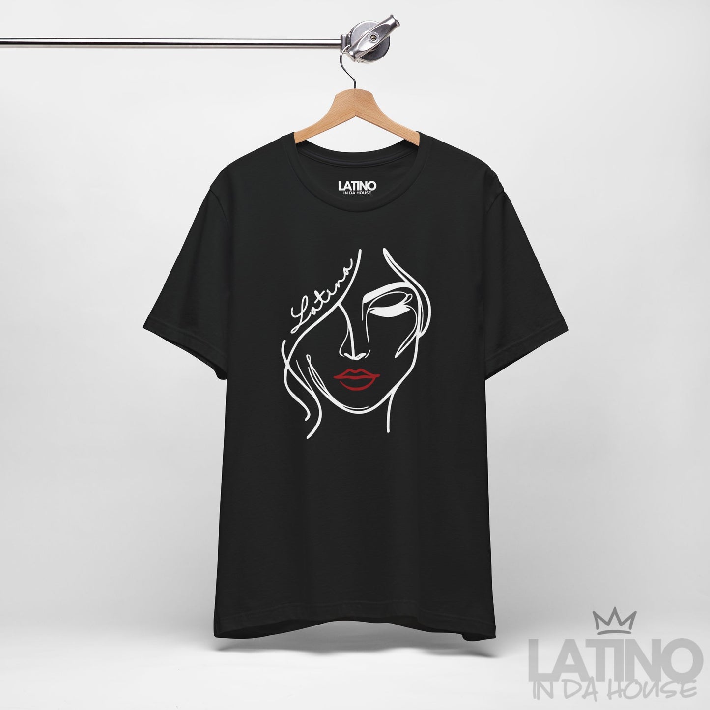 "Latina Face Art" T-Shirt | Latina Beauty