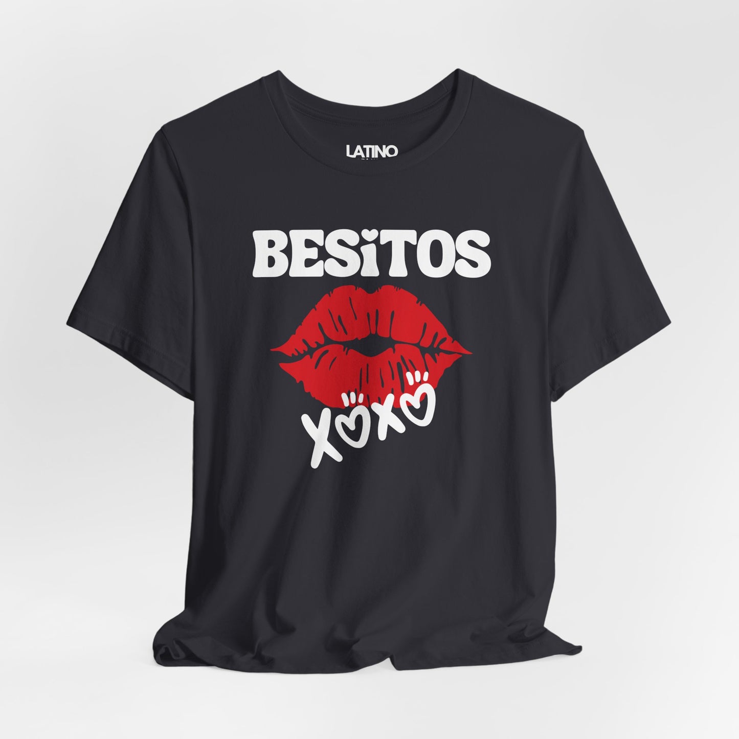 "Besitos XOXO" Latina T-Shirt