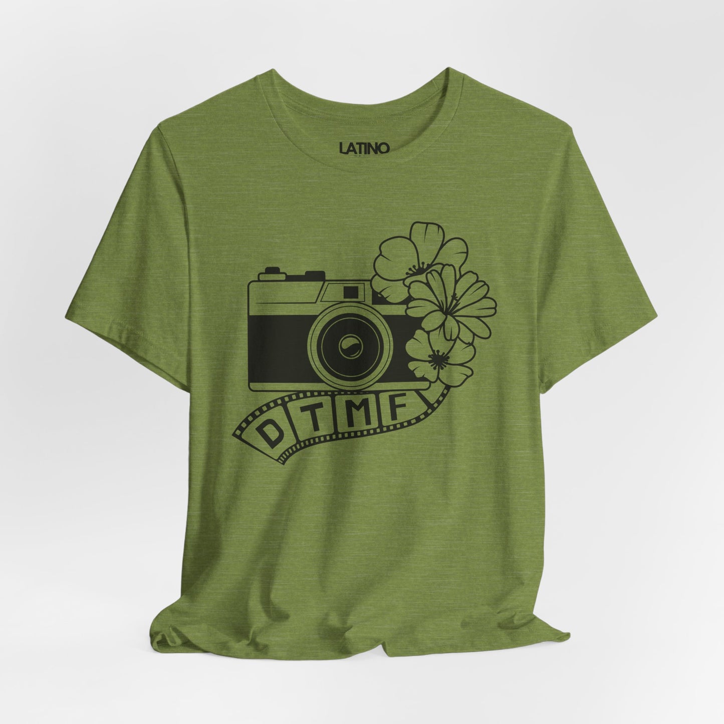DTMF Heather T-Shirt "Debí Tirar Más Fotos"