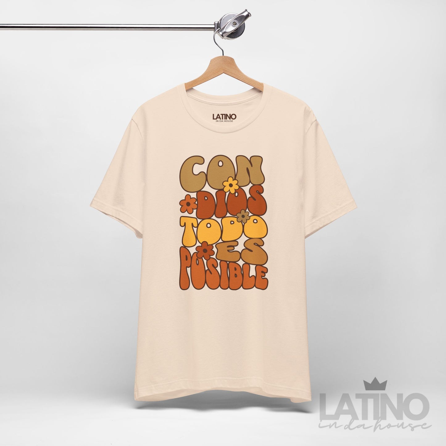 "Con Dios Todo Es Posible" Retro T-Shirt