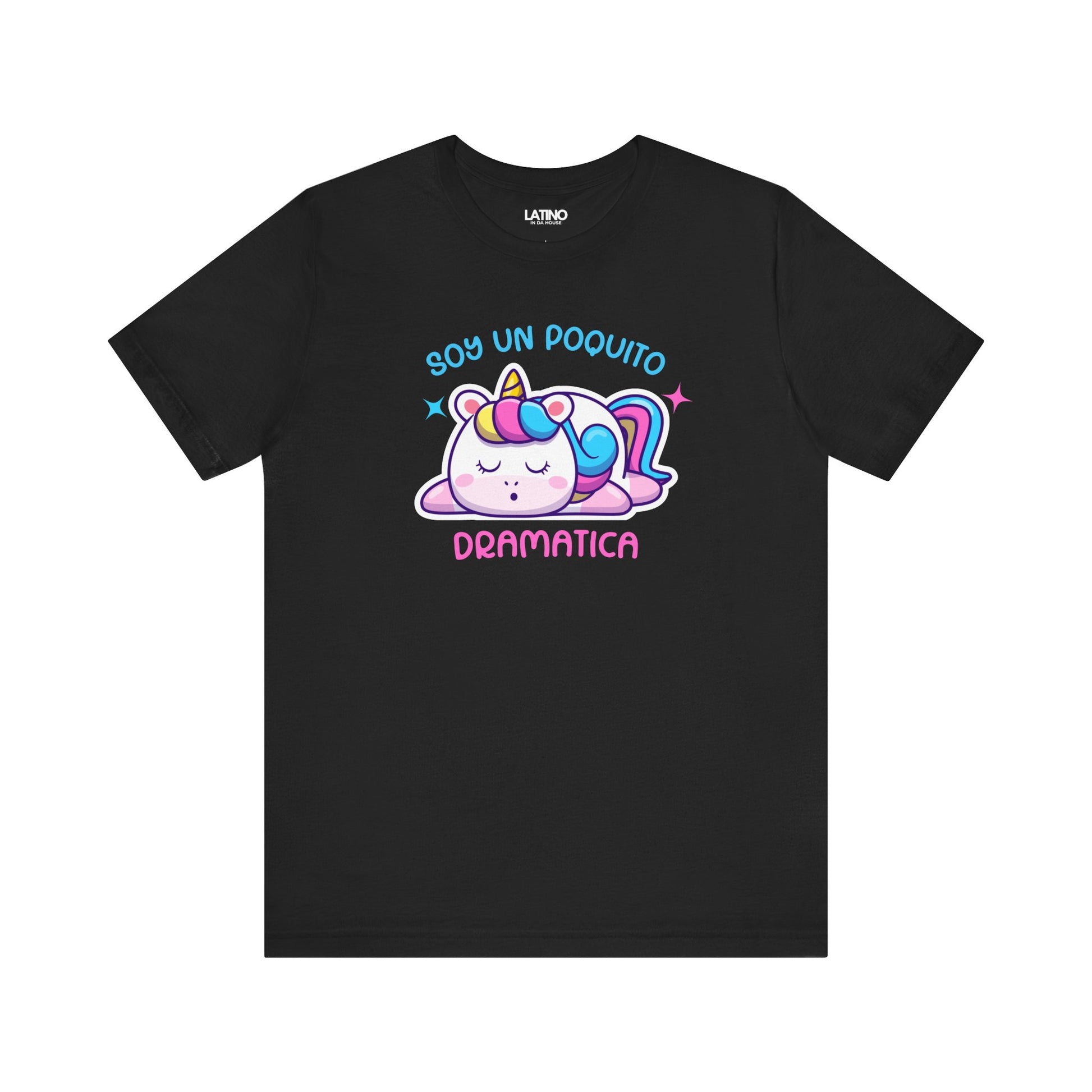 Black t-shirt with a colorful unicorn graphic and text on a black background soy dramática