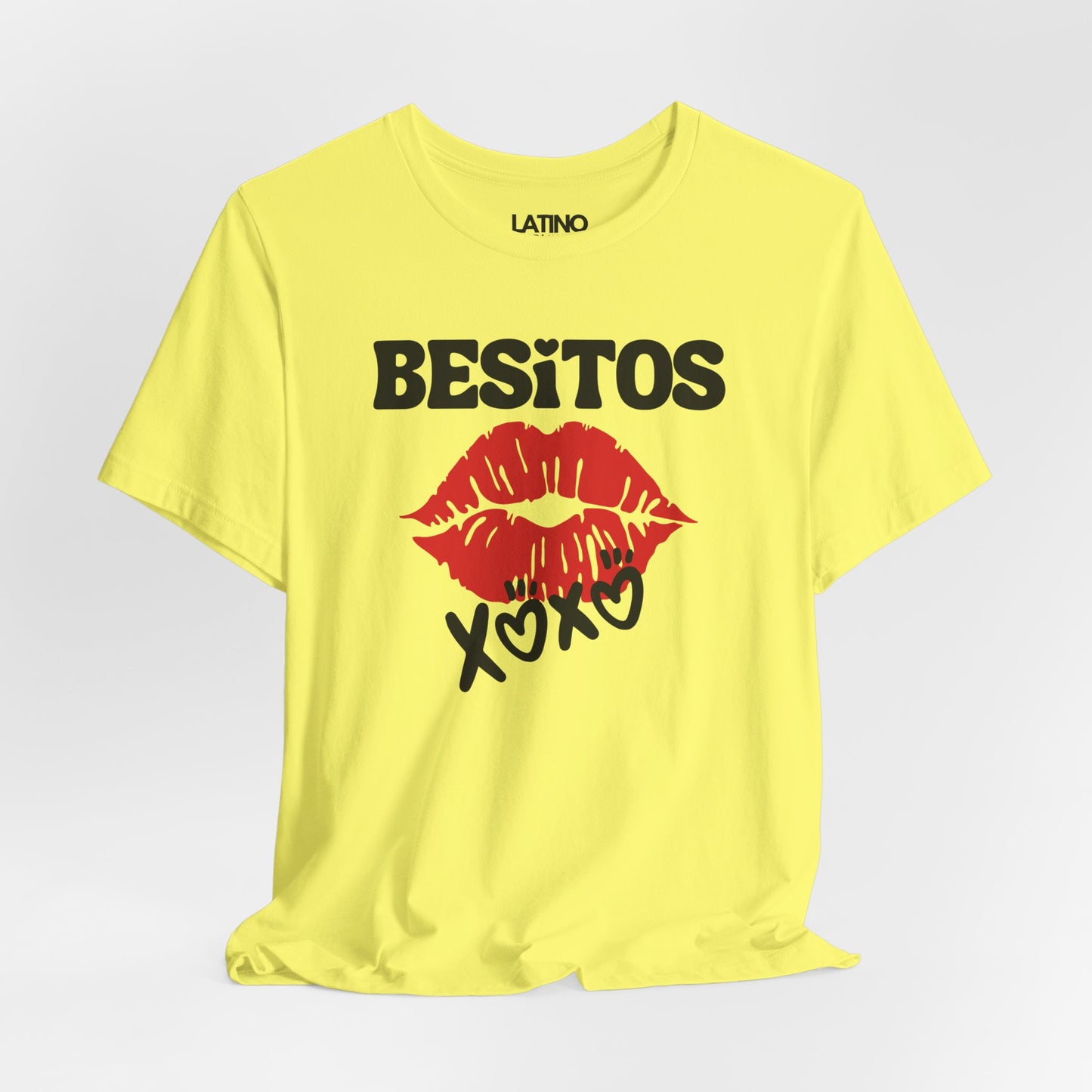 "Besitos XOXO" Latina T-Shirt