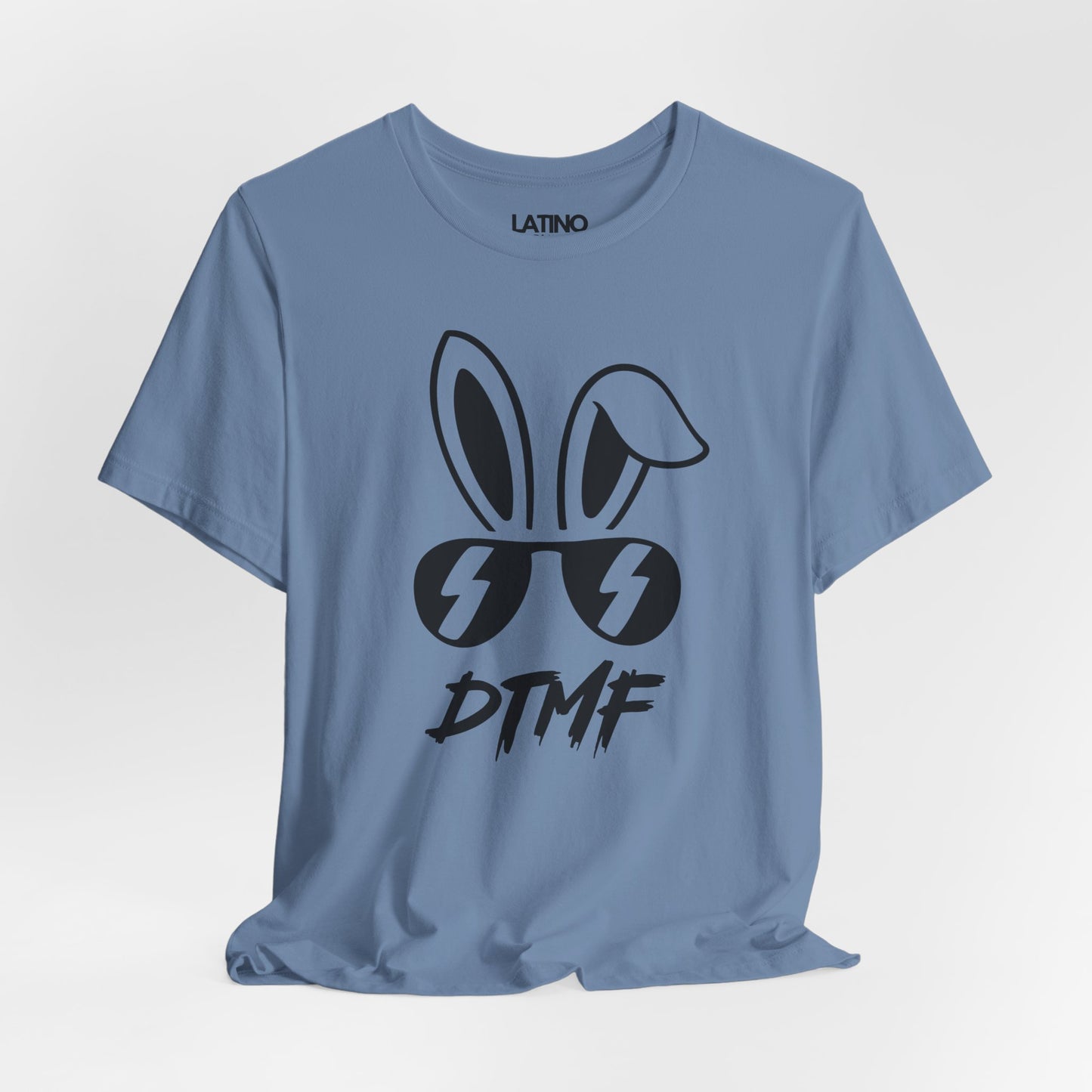 "DTMF" Bunny T-Shirt - Débi Tirar Mas Fotos