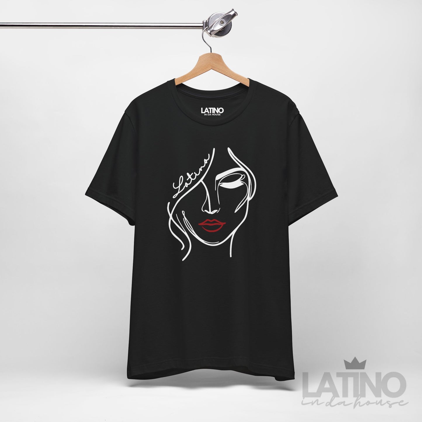 "Latina Face Art" T-Shirt | Latina Beauty