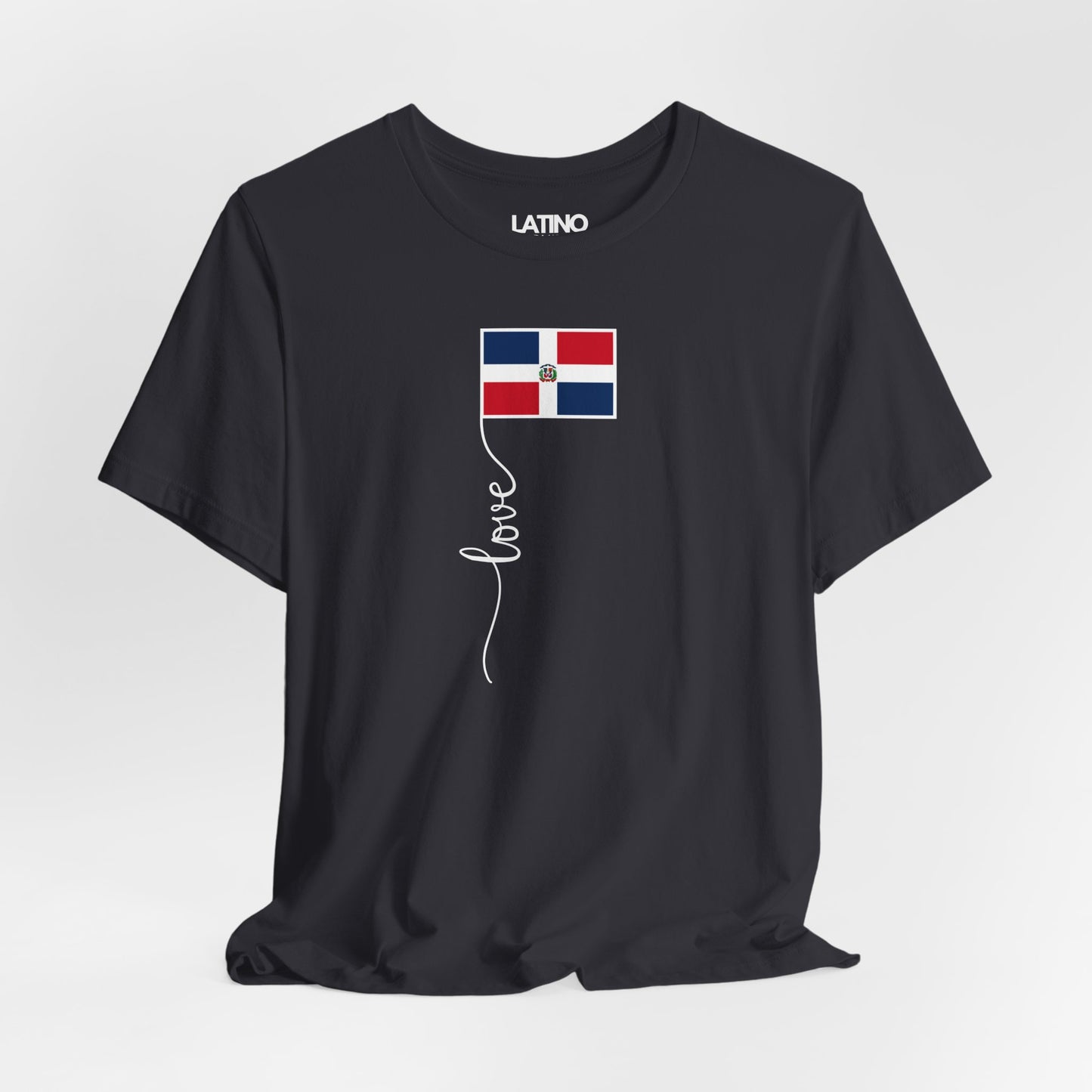 "Dominican Republic Flag Love Script" T-Shirt