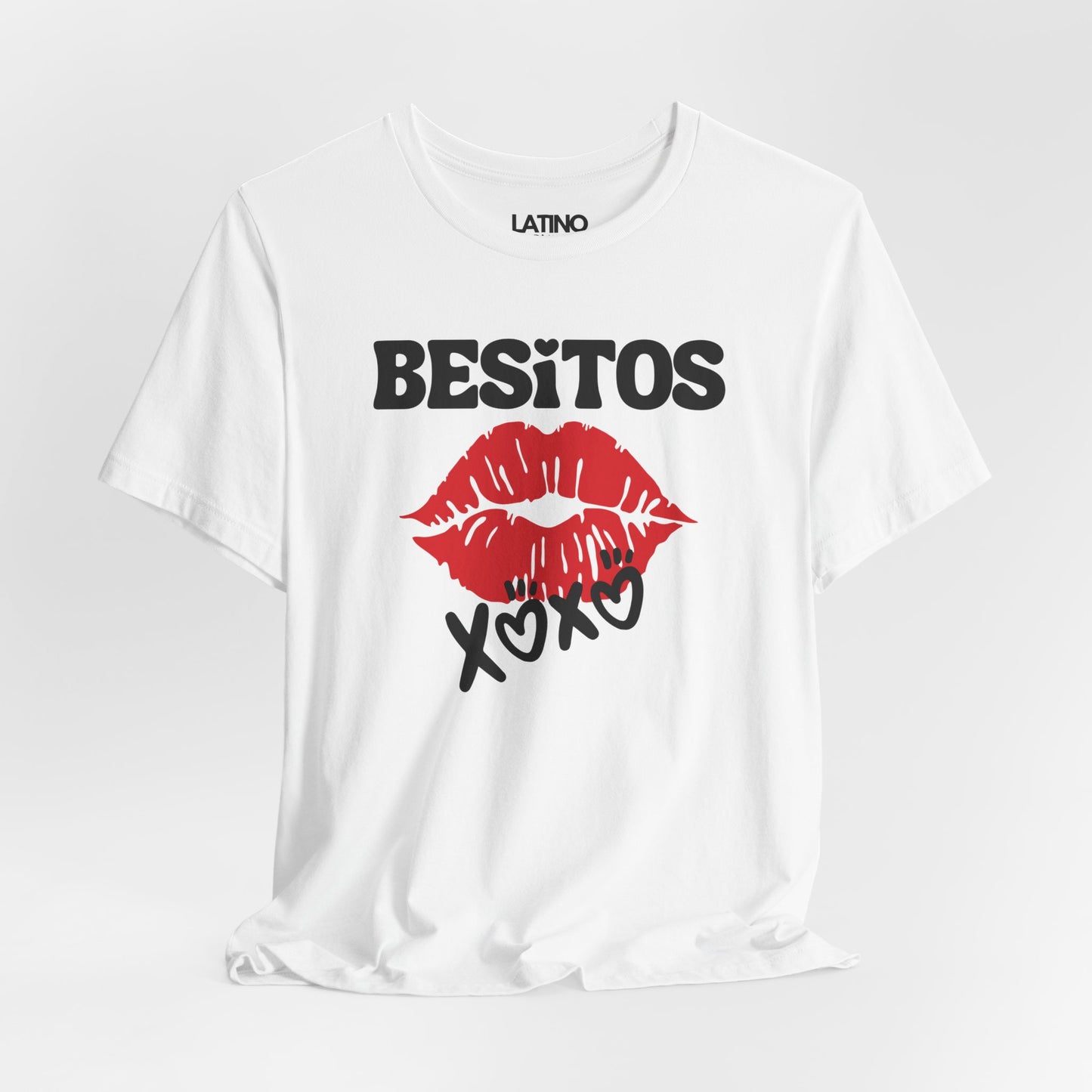 "Besitos XOXO" Latina T-Shirt