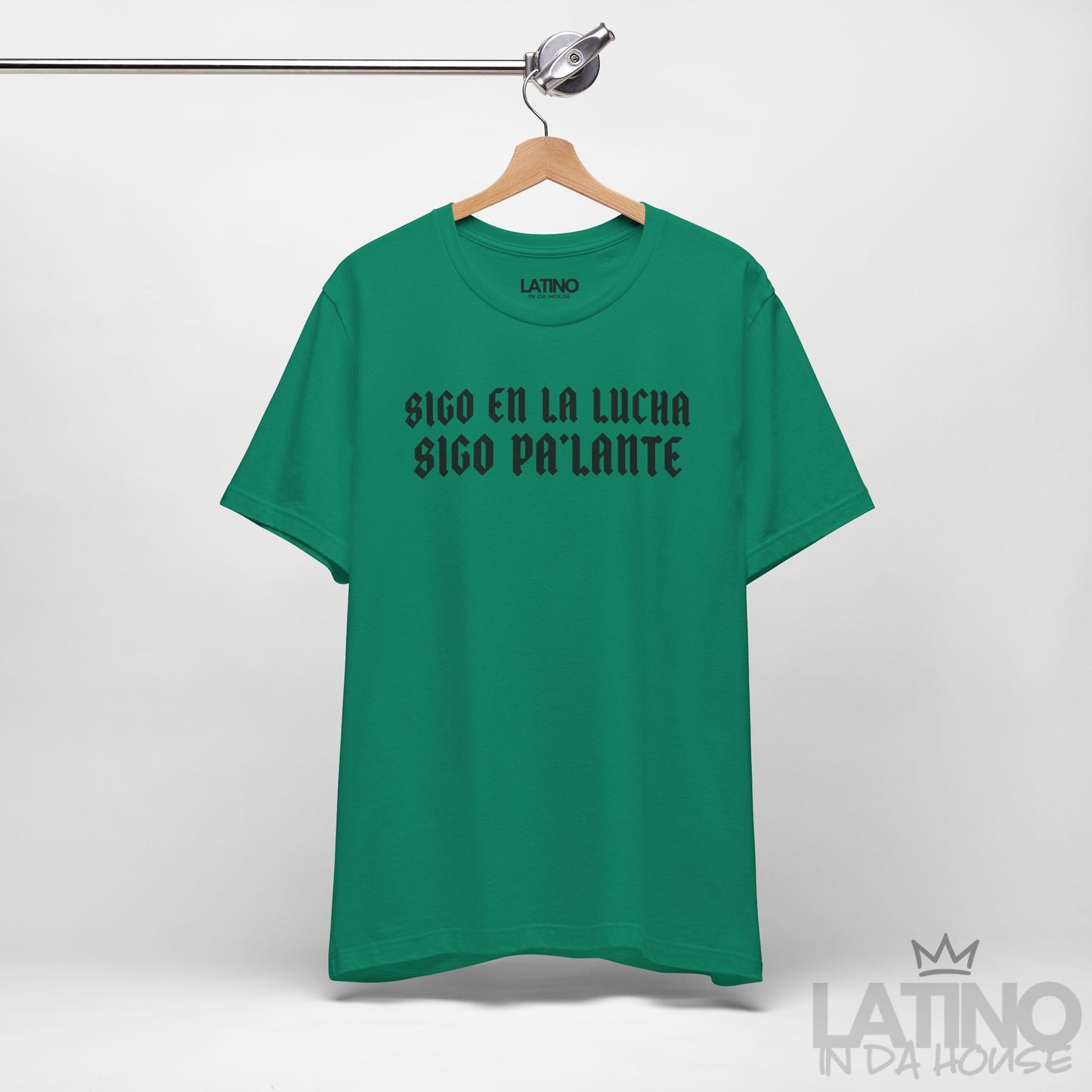 “Sigo En La Lucha, Sigo Pa’lante” T-Shirt