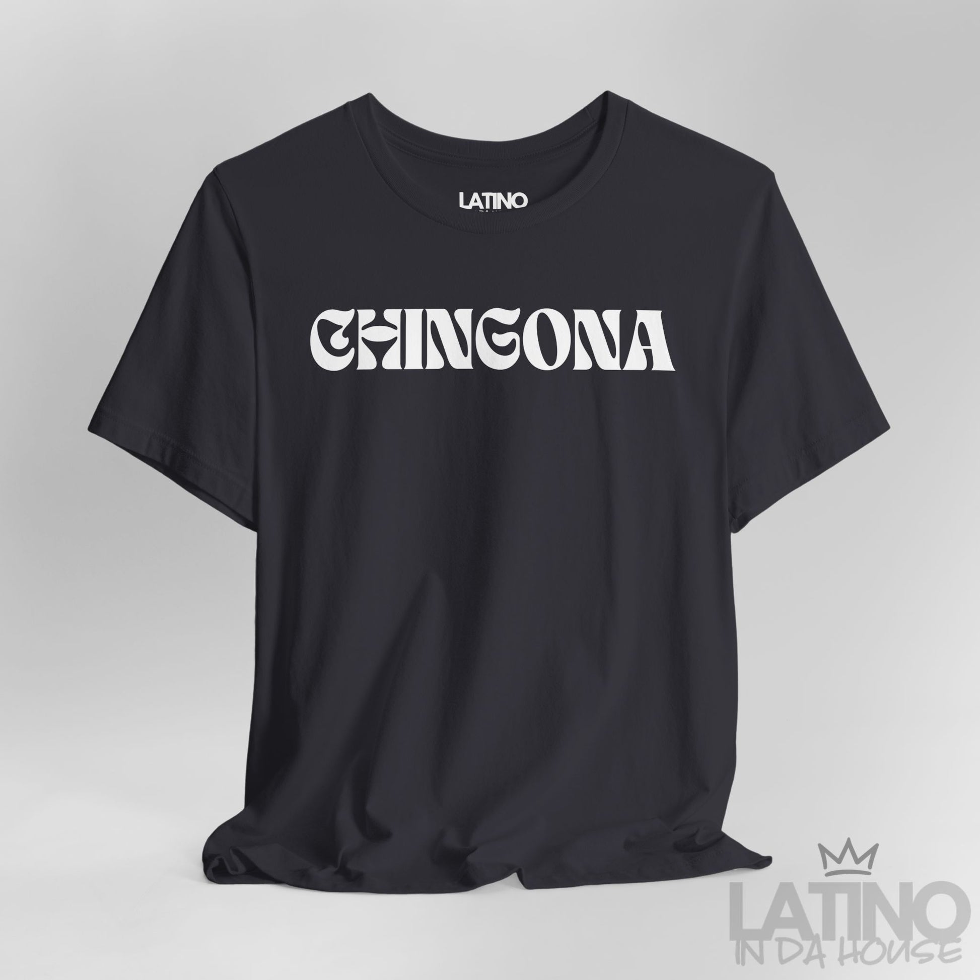 Close-up of Dark Grey Chingona Retro T-Shirt design – Latino In Da House