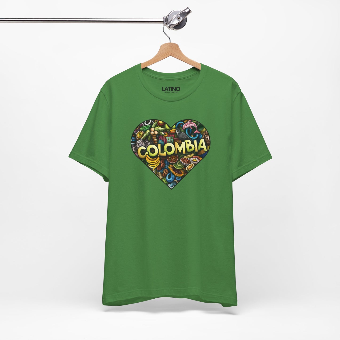 "Colombia" Heart Design T-Shirt