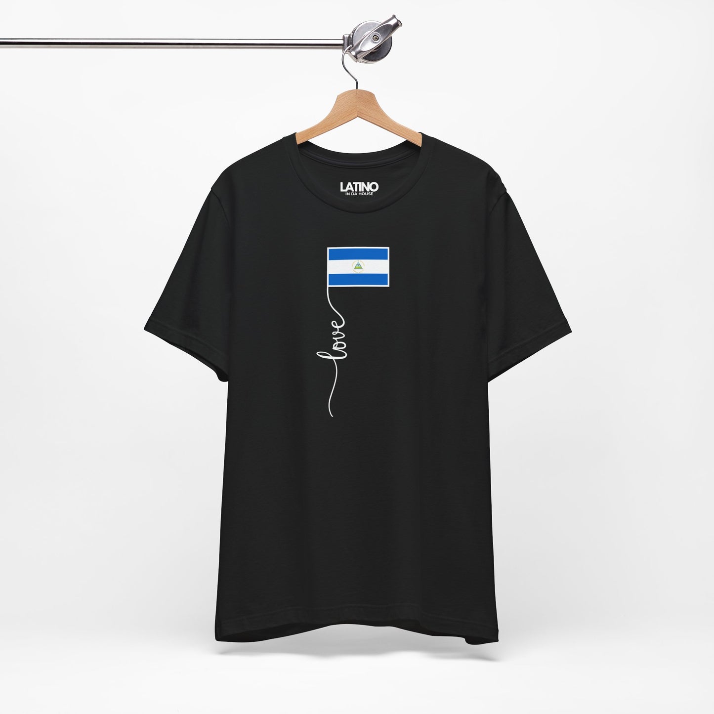 "Nicaragua Flag Love Script" T-Shirt