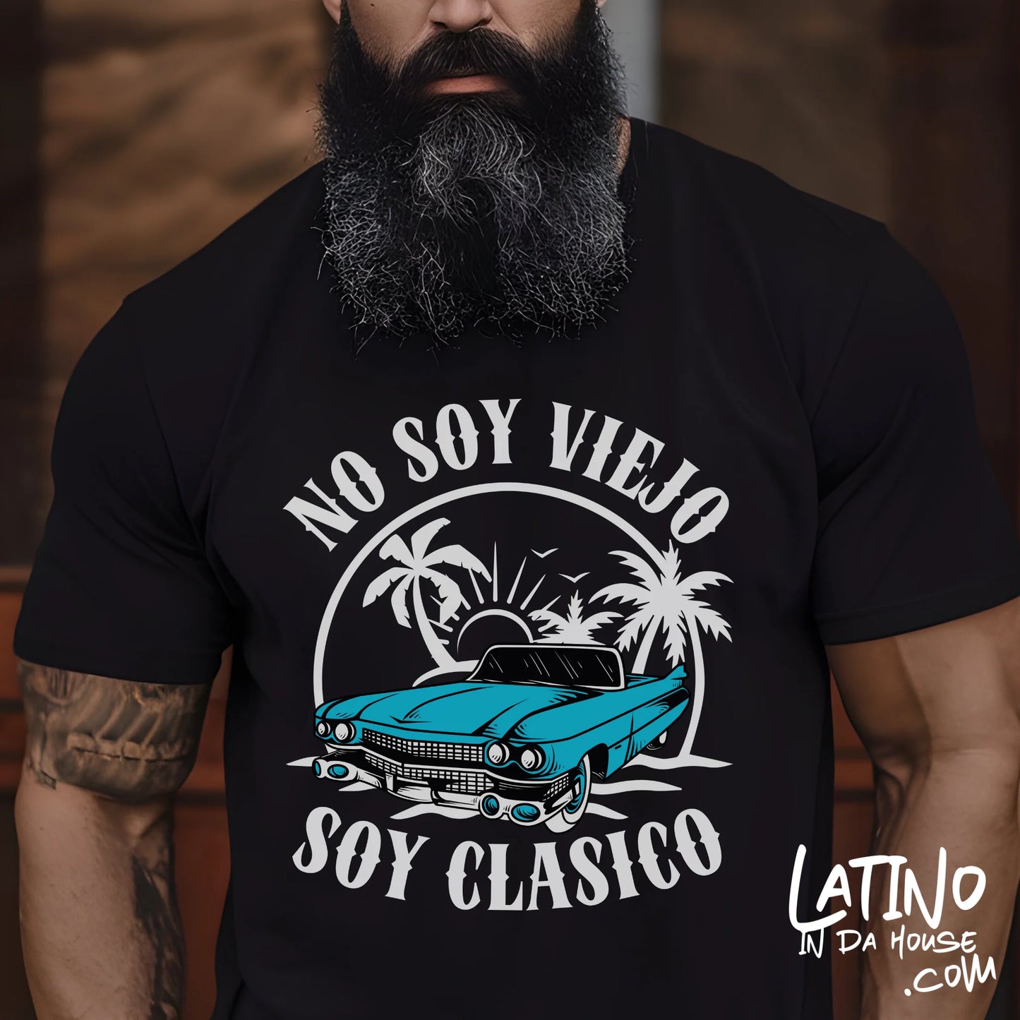 "No Soy Viejo Soy Clásico" Latino T-Shirt