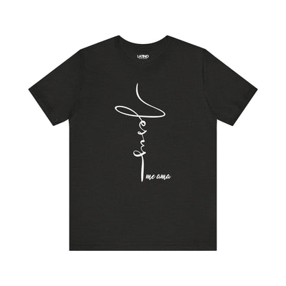 "Jesus Me Ama" Heather T-Shirt