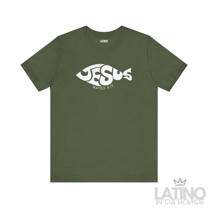 “Jesús” Fish T-Shirt | Mateo 4:19 Faith Tee