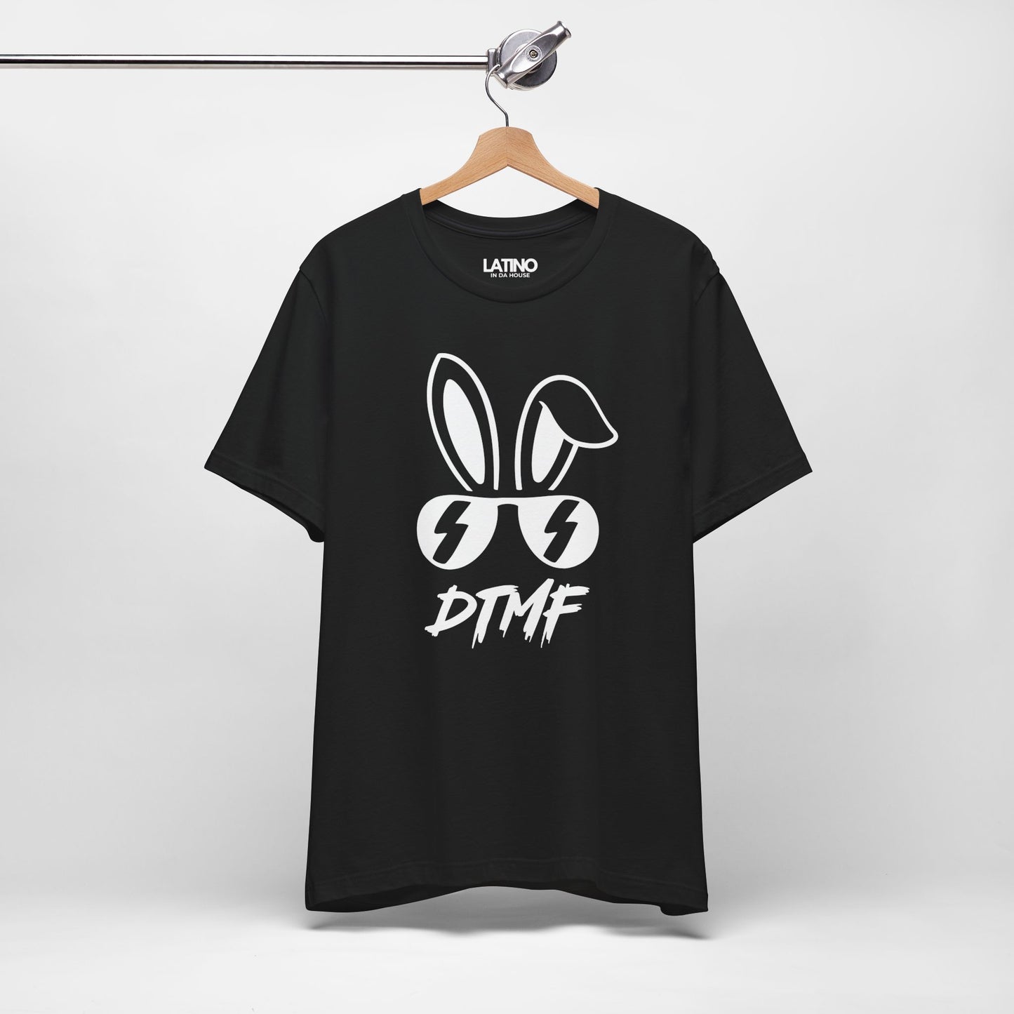 "DTMF" Bunny T-Shirt - Débi Tirar Mas Fotos