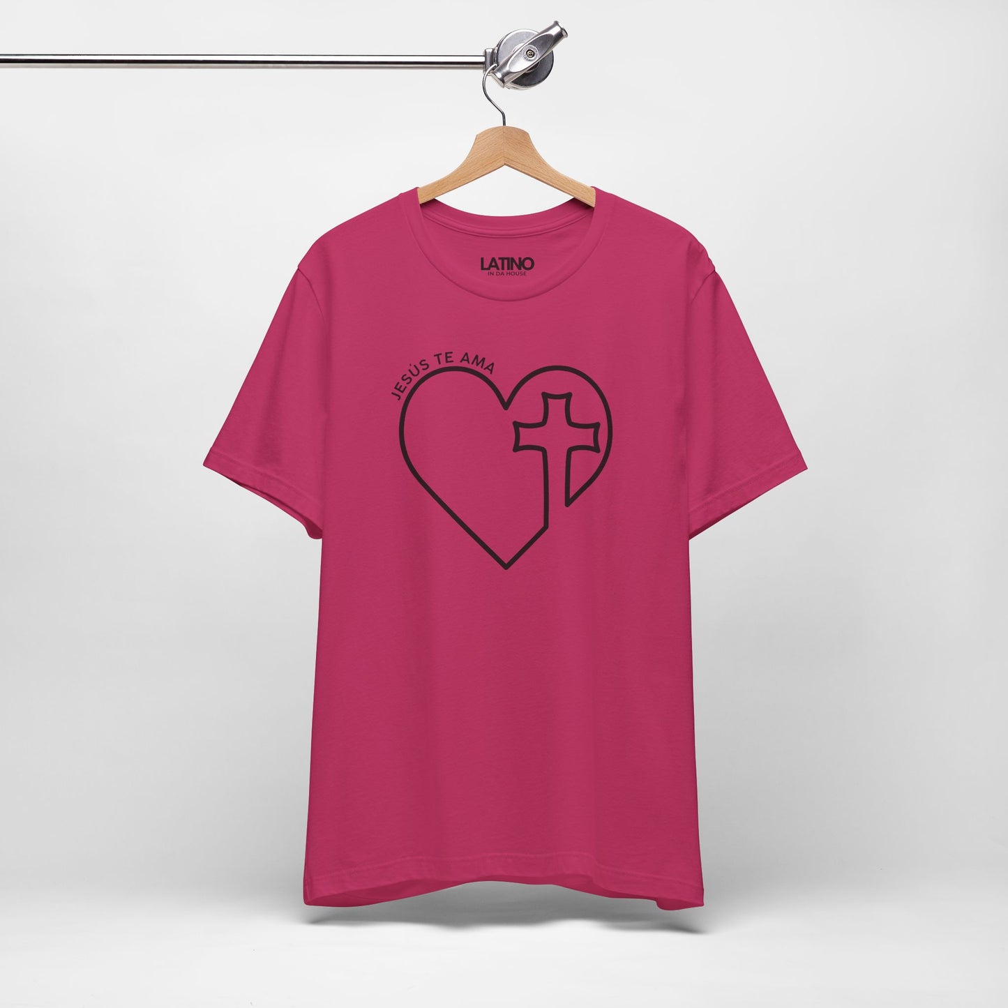 “Jesús Te Ama” T-Shirt | Cross Faith Tee