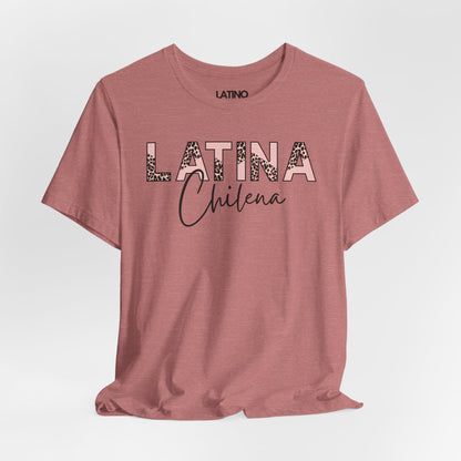 "Latina Chilena Leopard Print" T-Shirt