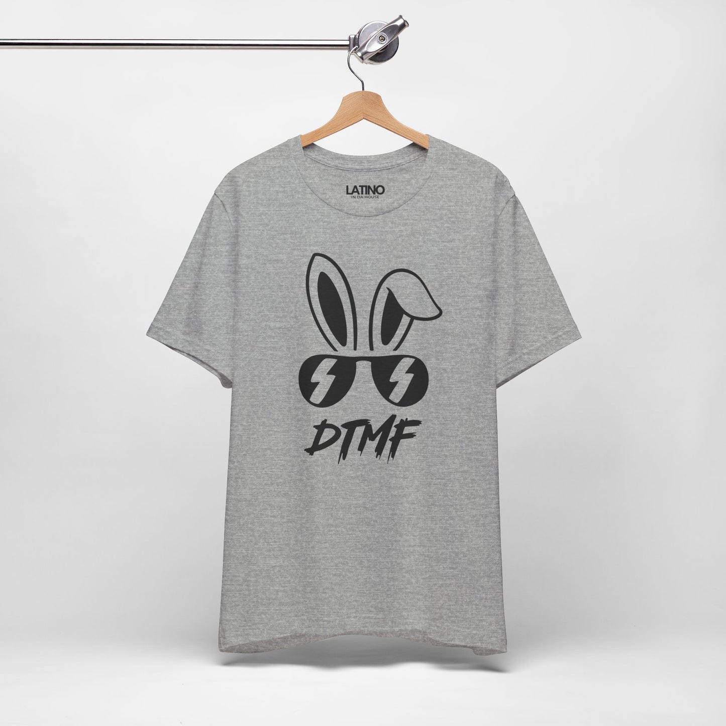 "DTMF" Bunny T-Shirt - Débi Tirar Mas Fotos