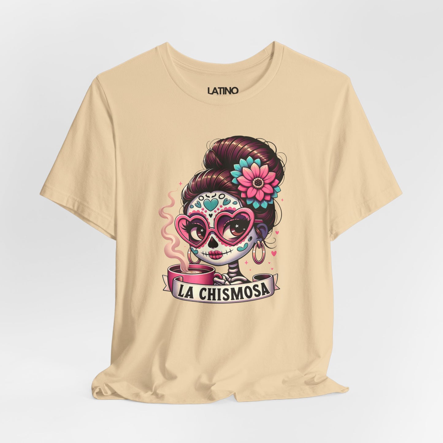 "La Chismosa Skull Y Cafecito" T-Shirt