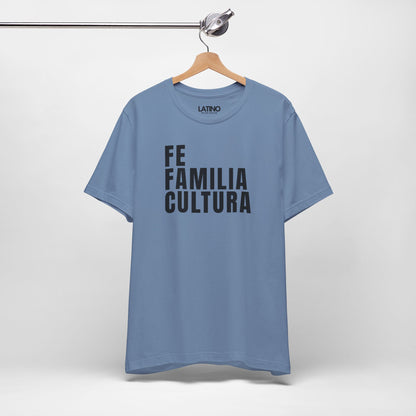 “Fe Familia Cultura” T-Shirt | Fe Tee