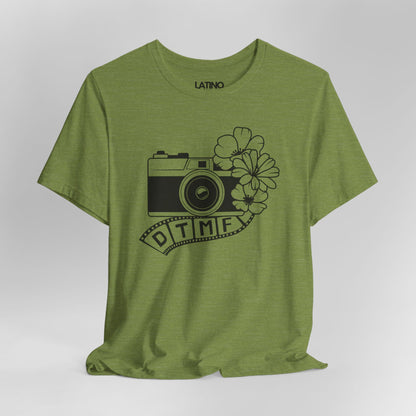 “DTMF” Heather T-Shirt | Debí Tirar Más Fotos