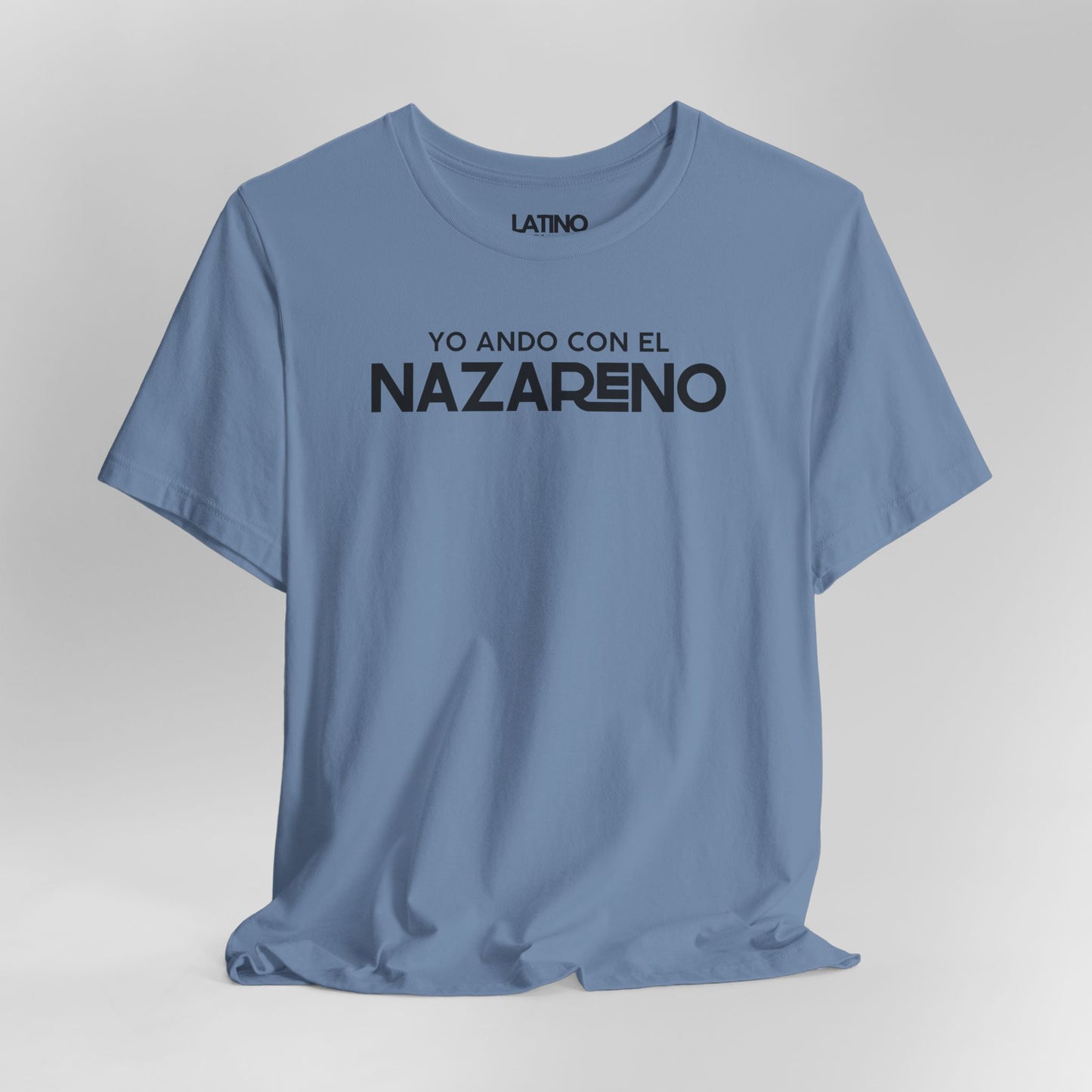 “Yo Ando Con El Nazareno” T-Shirt | Fe Tee