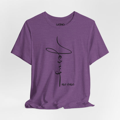 "Jesus Me Ama" Heather T-Shirt