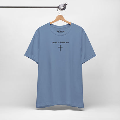 “Dios Primero” T-Shirt | Minimal Faith Tee
