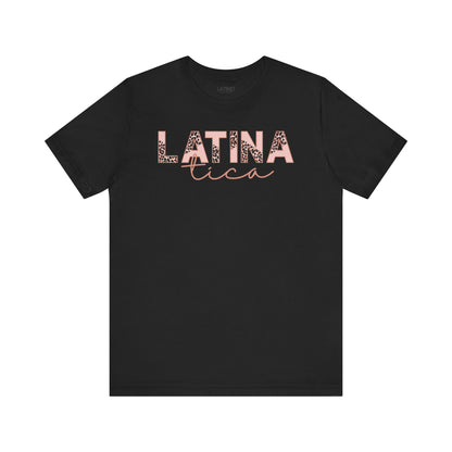 "Latina Tica Leopard Print" T-Shirt