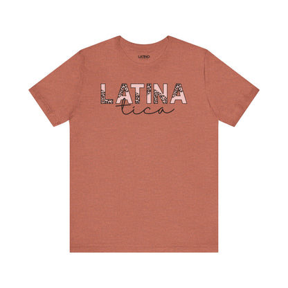 "Latina Tica Leopard Print" T-Shirt