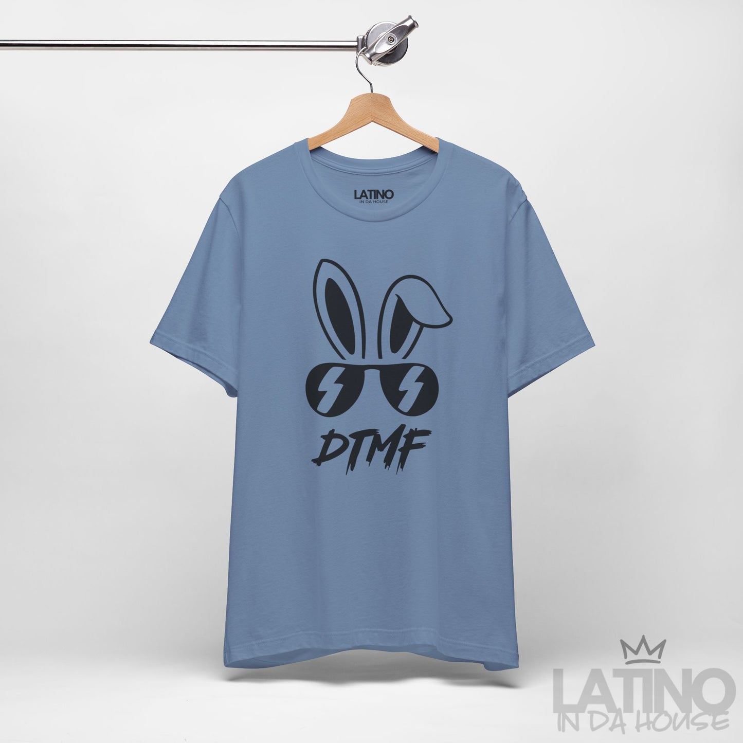 "DTMF" Bunny T-Shirt - Débi Tirar Mas Fotos