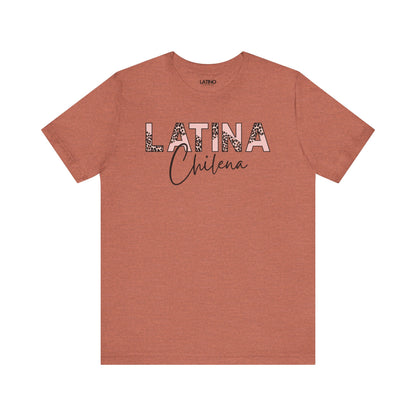 "Latina Chilena Leopard Print" T-Shirt