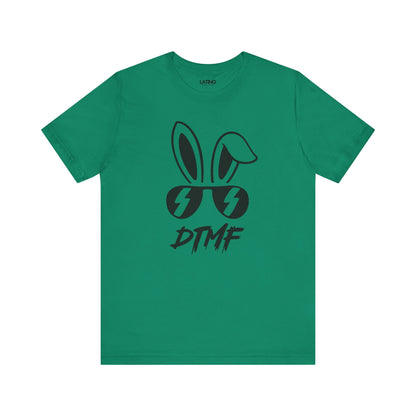 "DTMF" Bunny T-Shirt - Débi Tirar Mas Fotos
