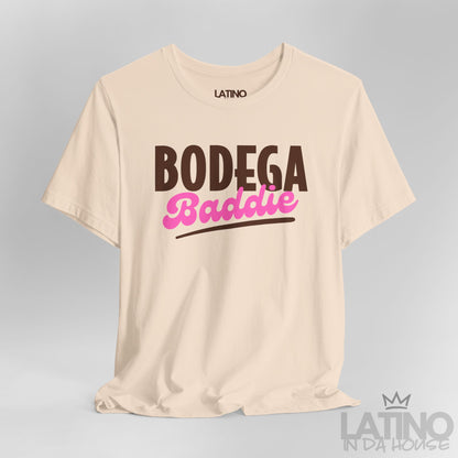 Close Up Bodega Baddie T-Shirt in soft cream with bold brown and pink text design – Latino In Da House