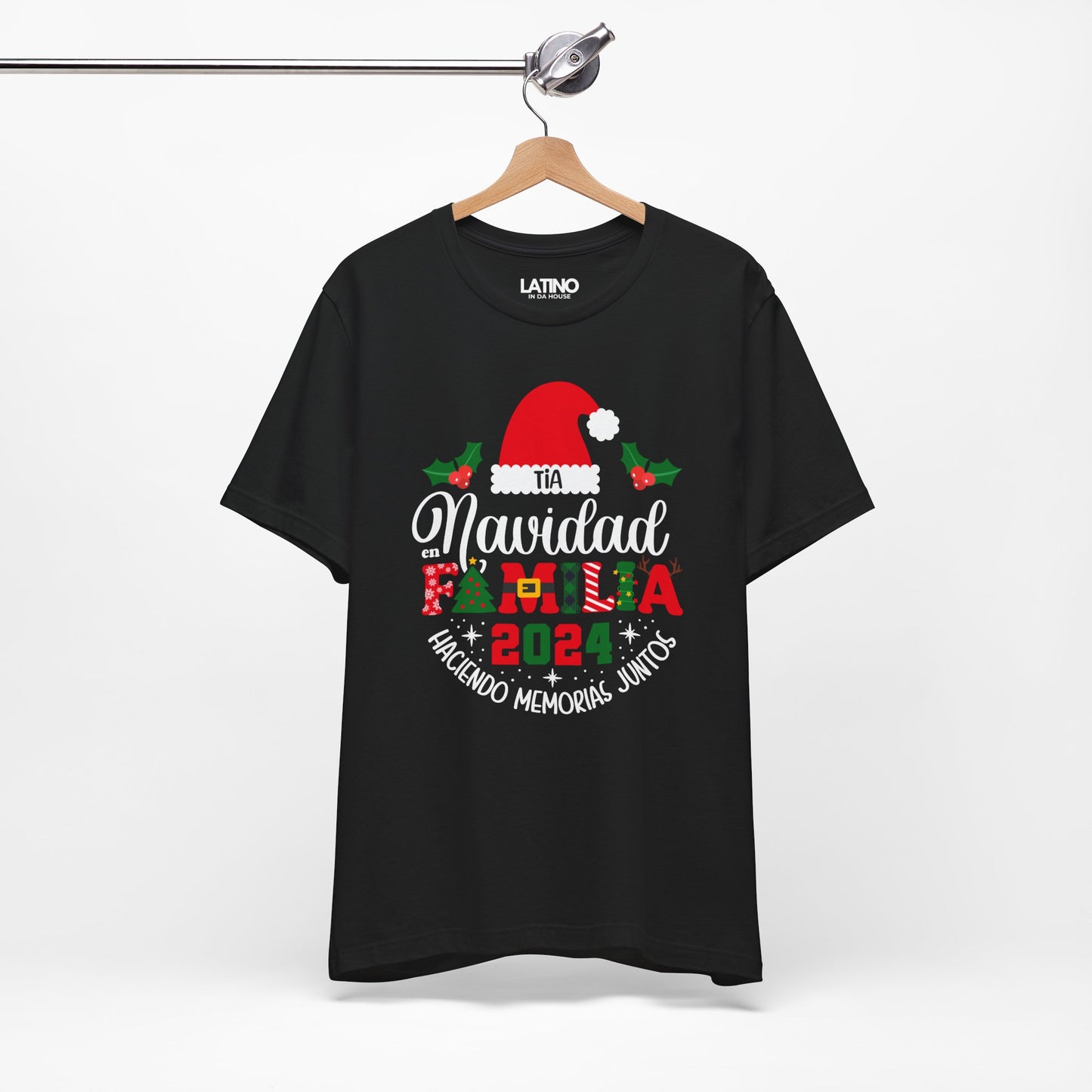 "TIA Navidad en Familia" Holiday T-Shirt