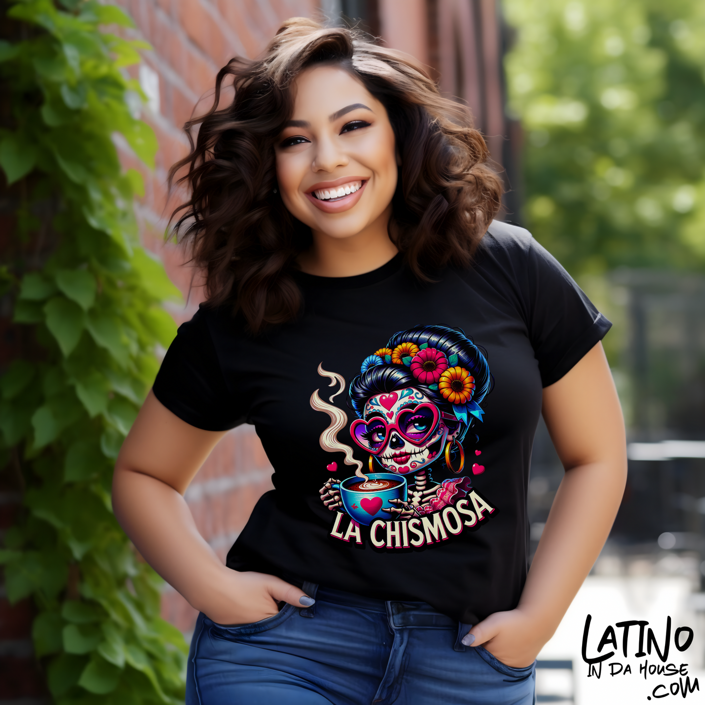 "La Chismosa Skull and Cafecito" T-Shirt