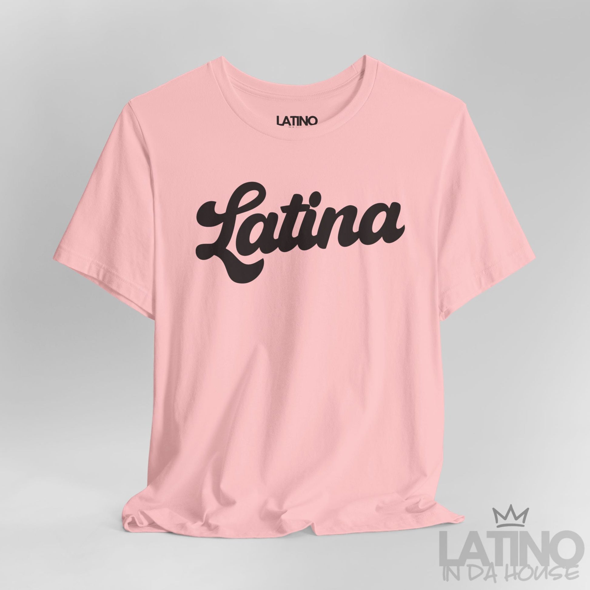 Close-up view of pink Latina Script T-Shirt with bold black lettering – Latino In Da House