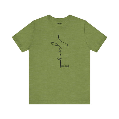 Jesus Me Ama Spanish Faith Green Heather T-Shirt. Latino In Da House 